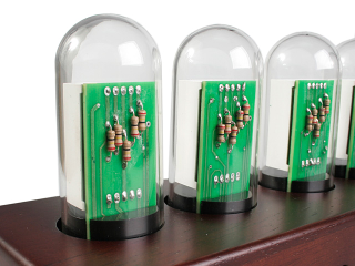 Illustration for article titled USB Tube Clock Possibly the Most Expensive Object from Brando Ever